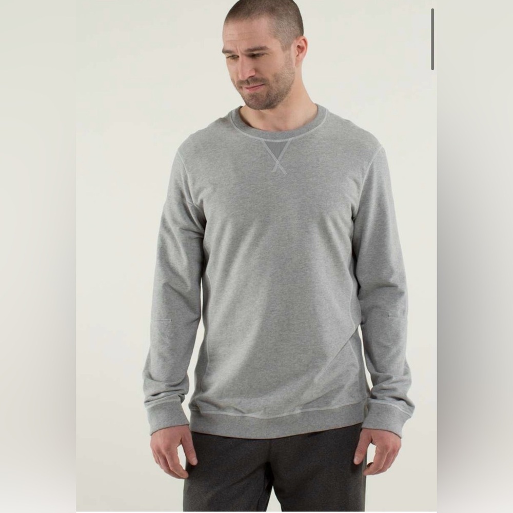 Lululemon Men's Grey Crewneck Sweatshirt Medium